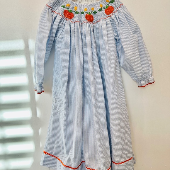 Fall Thanksgiving Pumpkin dress with smocking size 4 - Picture 4 of 8